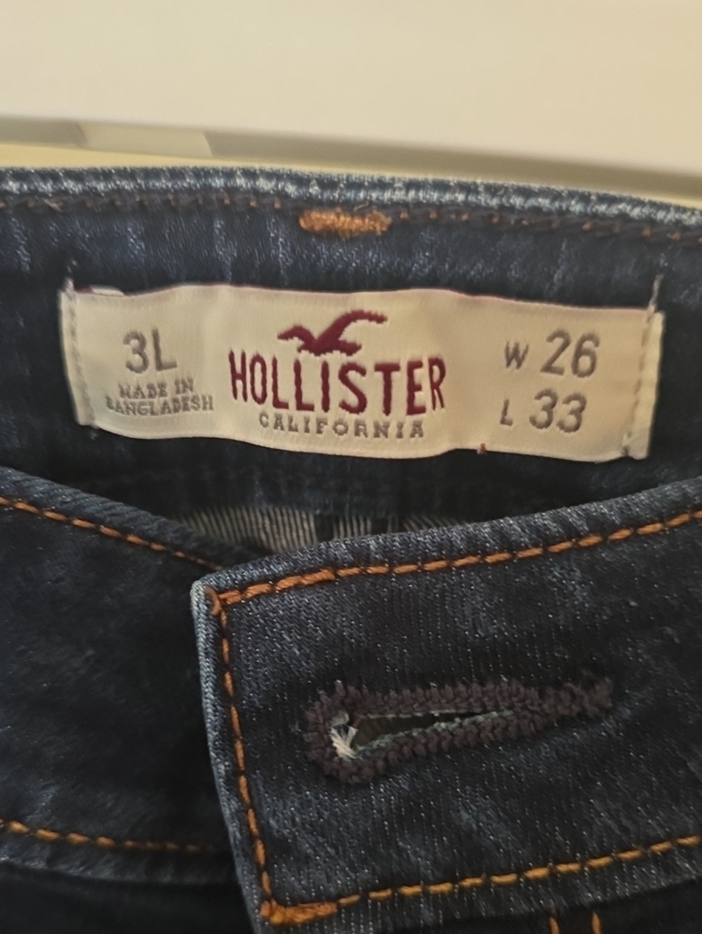 Hollister Dark Indigo Denim Jeans 3L 26x33L